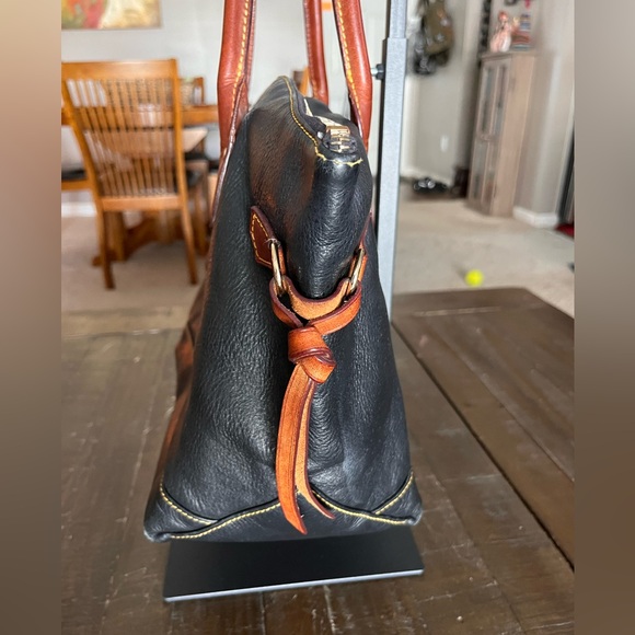 Dooney & Bourke Black Leather Tote Bag - Picture 4 of 15